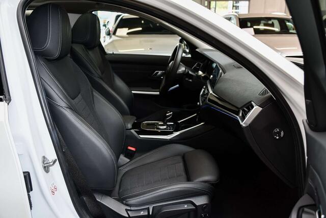 BMW 3-Serie 330eAS PHEV Plug in Hybrid - LEDER / NAVI / CAMERA