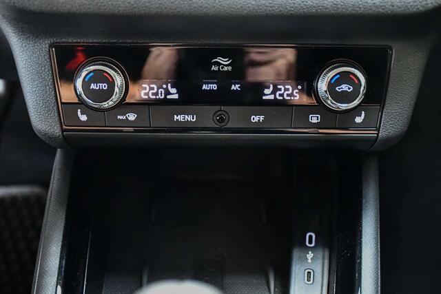 Skoda Scala 1.0 TSI Style DSG - NAVI / SMARTLINK / CAMERA / CC
