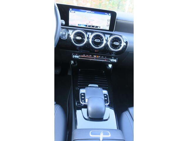 Mercedes-Benz CLA-Klasse d Business Solution