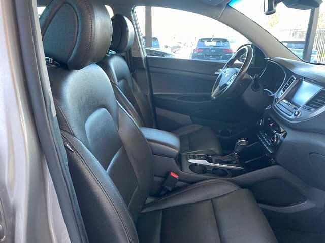 Hyundai Tucson 1.7 CRDi 2WD Premium ISG AUTOMAAT DCT