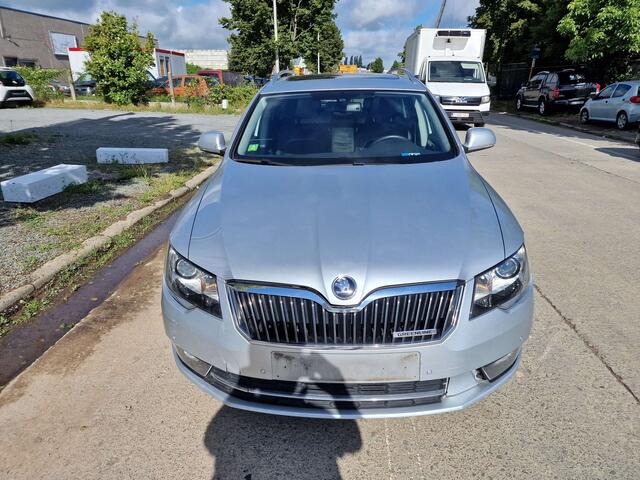 Skoda Superb 1.6 CR TDi GreenLine Elegance