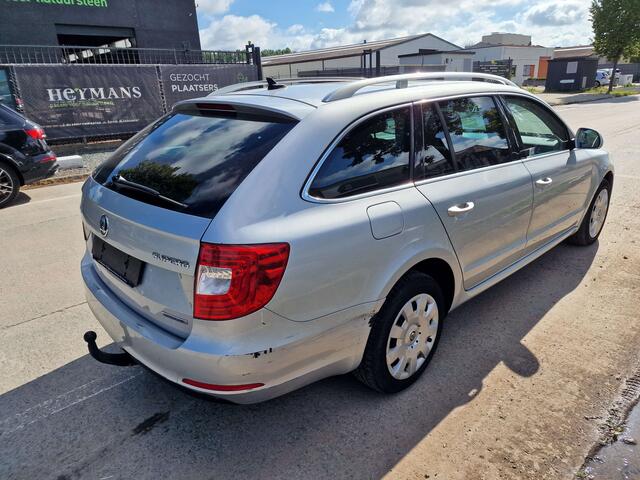 Skoda Superb 1.6 CR TDi GreenLine Elegance