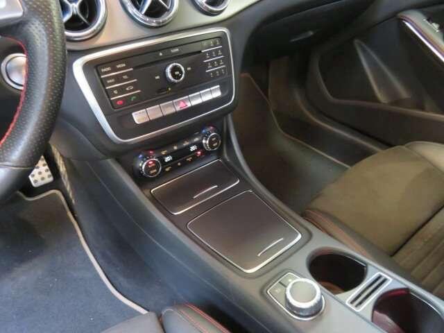 Mercedes-Benz CLA-Klasse AMG Pack - Aut. Stockdeal 22.500 euro's  2019
