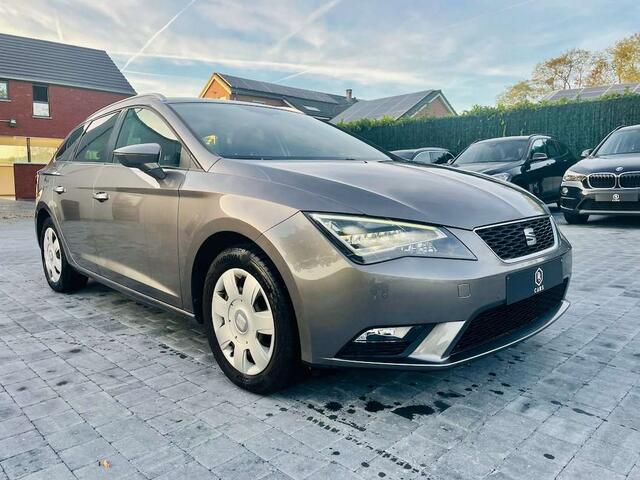 Seat Leon 1.6 CR TDi  GPS + LED + CLIM-AUTO 