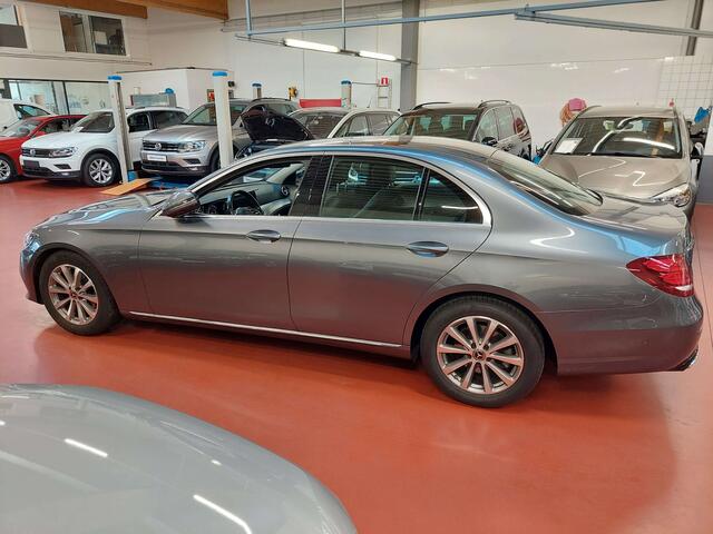 Mercedes-Benz CLA-Klasse d  TOIT PANORAMIQUE  COMAND  CAMERA  LED