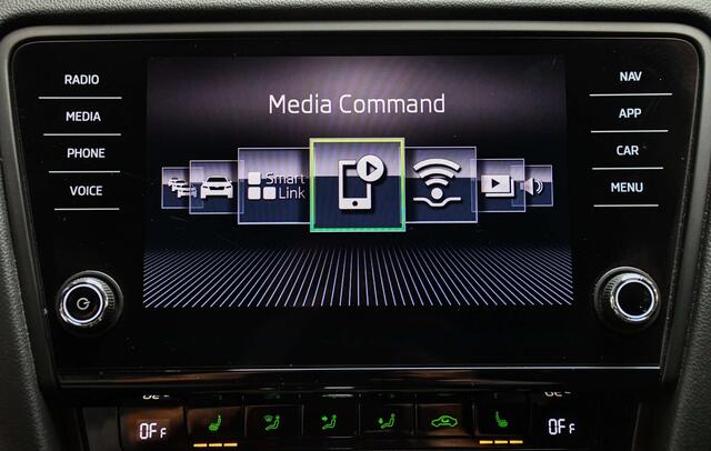 Skoda Octavia 1.0 TSI Ambition DSG - NAVI / BLUETOOTH / PDC / CC