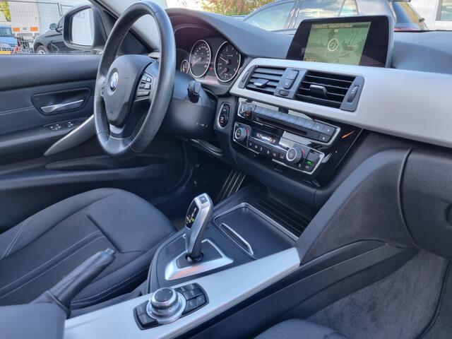 BMW 3-Serie 320 dXA 163cv // XDRIVE // STEPTRONIC // TEL 0488 086 388