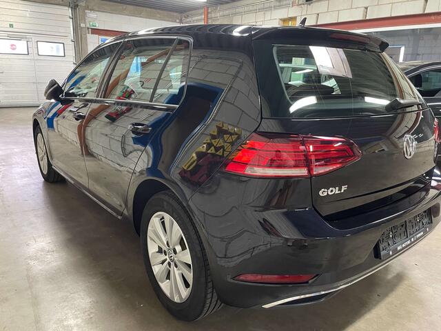 Volkswagen Golf 1.6TDI-115ch DSG COMFORT-LINE CAMERA/SENSORS/GPS