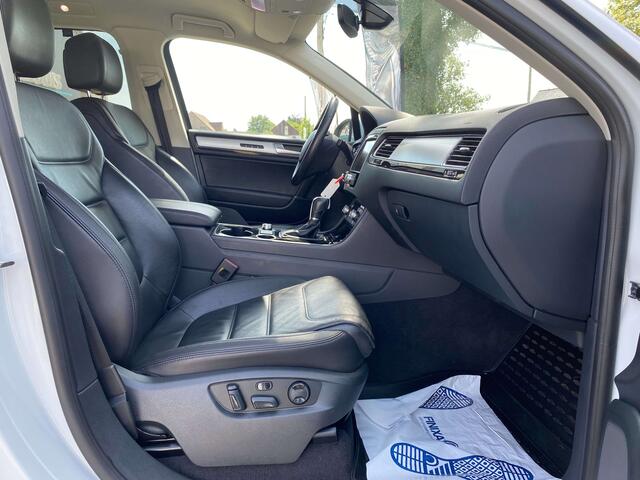 Volkswagen Touareg 3.0 TDi V6 BMT Tiptronic R-Line, Cuir, Nav/Clim