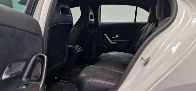 Mercedes-Benz CLA-Klasse d PACK AMGGPS+CAMERALEDCUIRGARANTIE