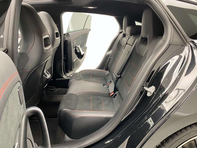 Mercedes-Benz CLA-Klasse d PACK AMGTOIT PANORAMIQUECAMERA ARGPSCUIR