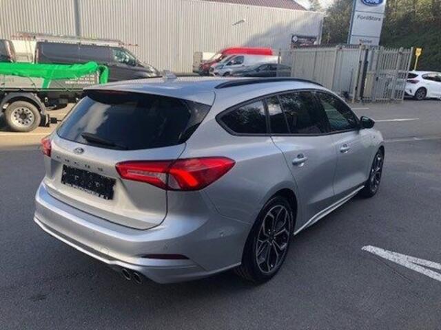 Ford Focus ST-line 998 cc 125 cv