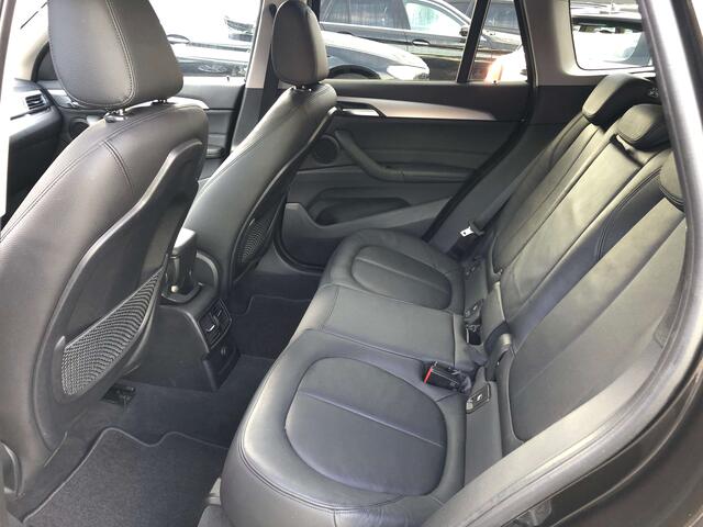 BMW X1 16D Leder / Navi / Pdc / Cruise  1 Jaar Garantie