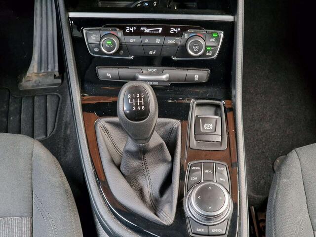 BMW 2-Serie i OPF GPSCAPTEURS AV/ARCLIM AUTOBLUETOOTHUSB