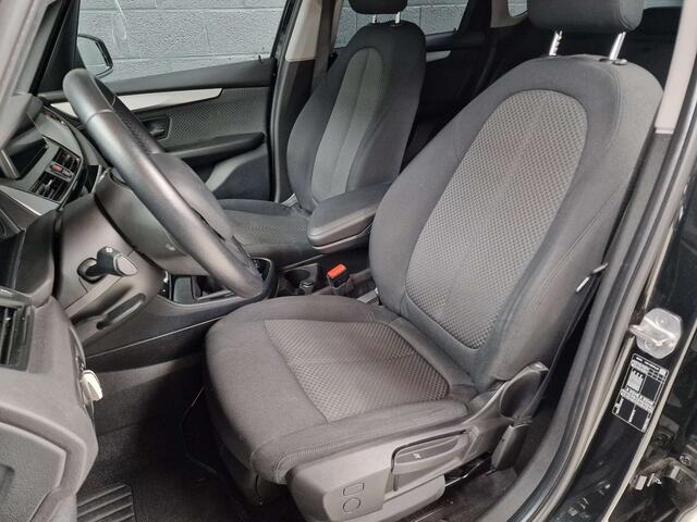 BMW 2-Serie i OPF GPSCAPTEURS AV/ARCLIM AUTOBLUETOOTHUSB