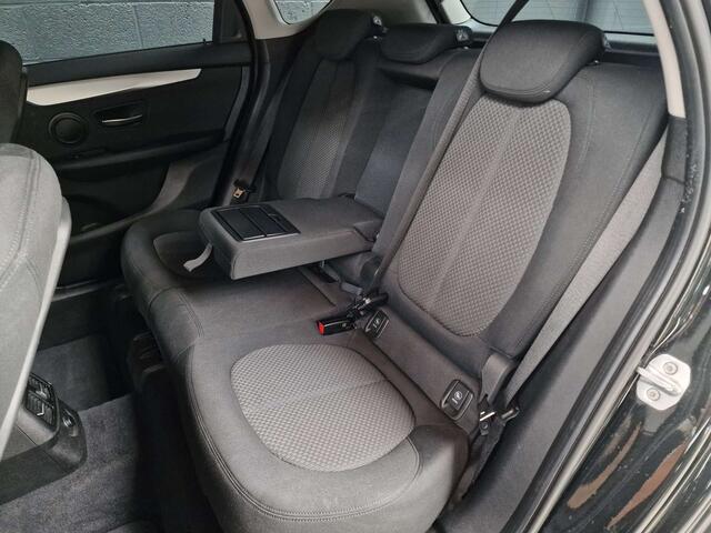 BMW 2-Serie i OPF GPSCAPTEURS AV/ARCLIM AUTOBLUETOOTHUSB