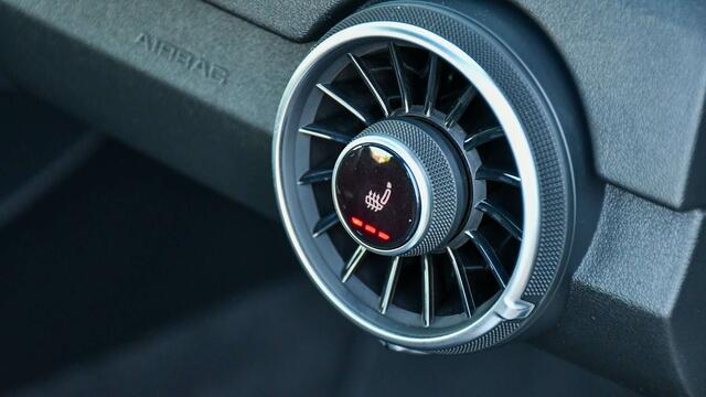 Audi TT 2.0 TDi ultra //KEYLESS//CRUISE CONTROL//SENSOREN