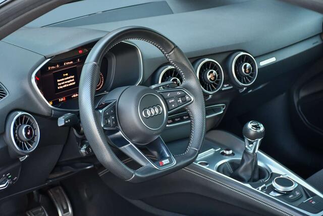 Audi TT 2.0 TDi ultra //KEYLESS//CRUISE CONTROL//SENSOREN