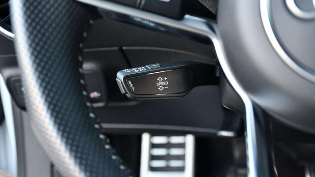Audi TT 2.0 TDi ultra //KEYLESS//CRUISE CONTROL//SENSOREN