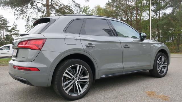 Audi Q5 35 TDi Quattro S-Line S tronic Netto 38.800