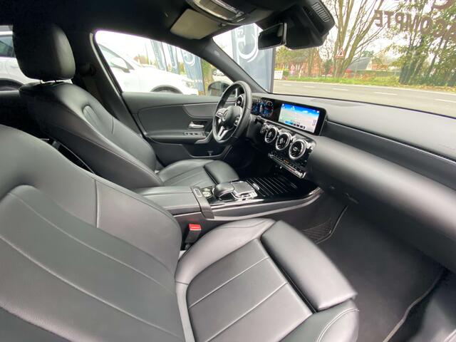 Mercedes-Benz A-Klasse d Cuir, Jantes, Vitres teint�es, Nav'/Clim, ...
