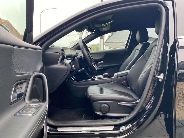 Mercedes-Benz A-Klasse d Cuir, Jantes, Vitres teint�es, Nav'/Clim, ...