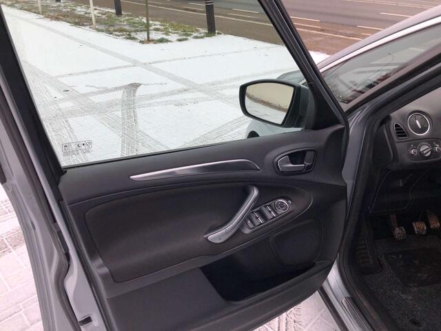 Ford S-MAX 2.0 TDCi DPF Titanium 7 Zitplaatsen