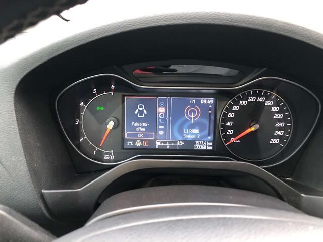 Ford S-MAX 2.0 TDCi DPF Titanium 7 Zitplaatsen