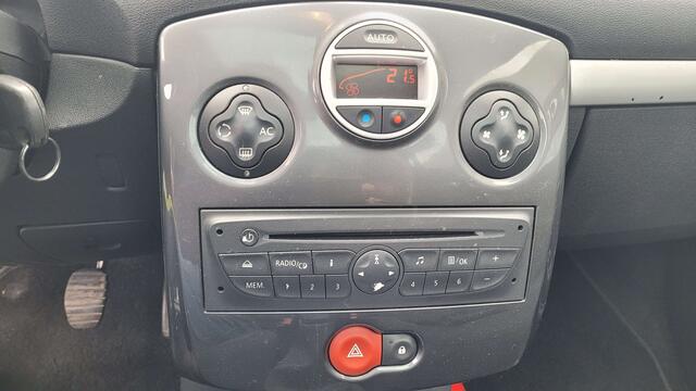 Renault Clio 1.5 dCi Expression NAVI-AUT AIRCO-TREKHAAK, CV&ER