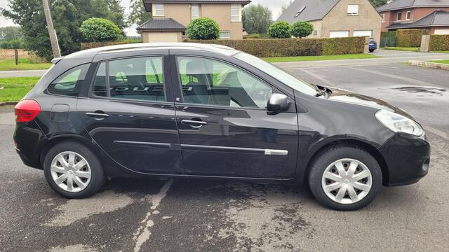 Renault Clio 1.5 dCi Expression NAVI-AUT AIRCO-TREKHAAK, CV&ER