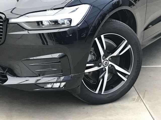 Volvo XC60 B4 R-DESIGN + ACC + WINTER + ...
