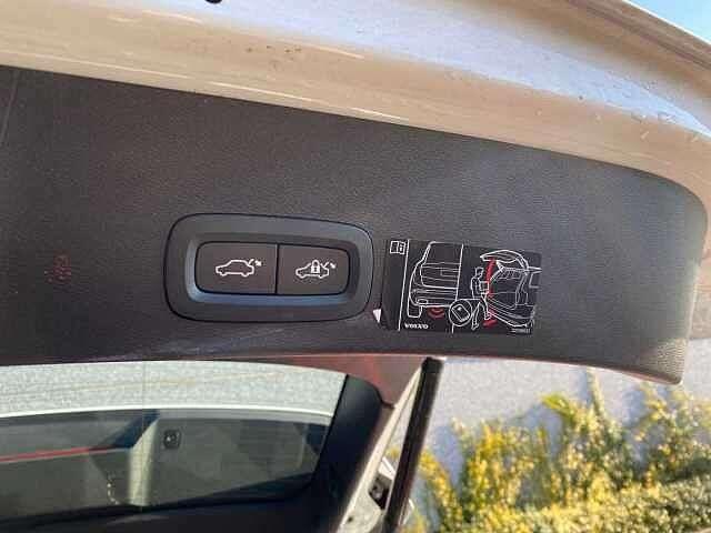 Volvo XC40 T4 plug-in hybrid Inscri. Expres.