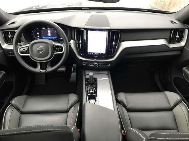 Volvo XC60 B4 R-DESIGN NEW MODEL
