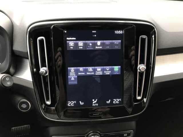 Volvo XC40 T4 INSCRIPTION + ACC + WINTER + CAM + ...