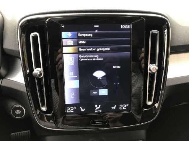 Volvo XC40 T4 INSCRIPTION + ACC + WINTER + CAM + ...