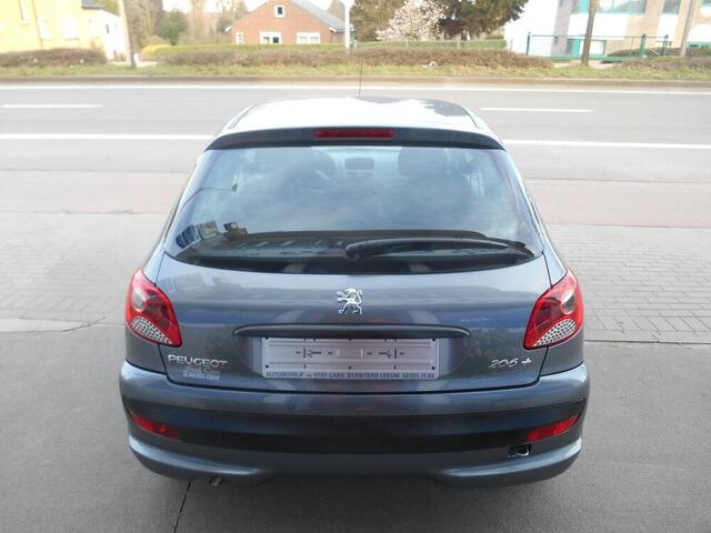 Peugeot 206 206+  1.1i URBAN