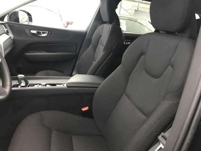 Volvo XC60 T6 HYBRIDE INSCRIPTION + ACC + LIGHT