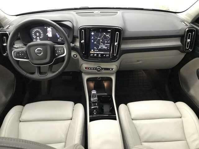 Volvo XC40 T5 HYBRIDE - INSCRIPTION + FULL OPTIONS