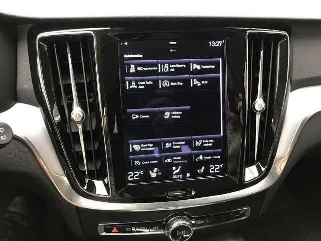 Volvo V60 B4 MOMENTUM + WINTERPRO + ASSIST