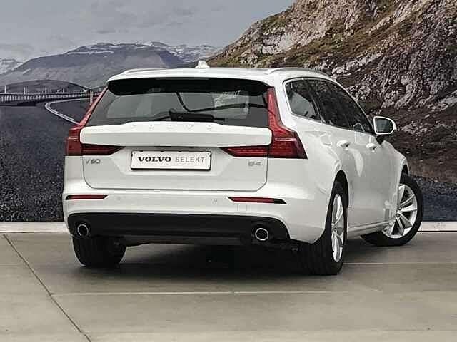 Volvo V60 B4 MOMENTUM + WINTERPRO + ASSIST
