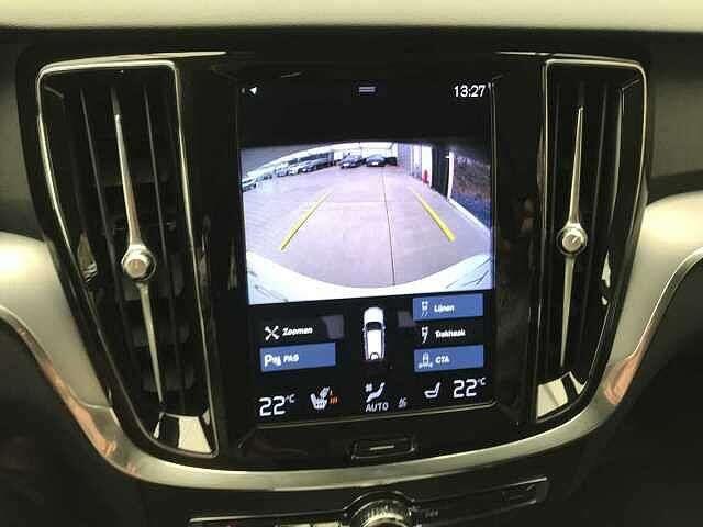 Volvo V60 B4 MOMENTUM + WINTERPRO + ASSIST
