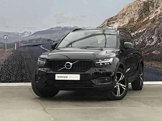 VOLVO XC40 T4 HYBRIDE R-DESIGN + LIGHT + ACC + BLIS