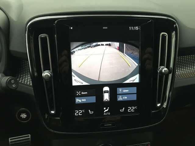 Volvo XC40 T4 HYBRIDE R-DESIGN + LIGHT + ACC + BLIS