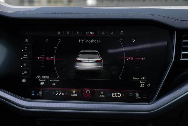 Volkswagen Touareg 3.0 TSI e-Hybrid R-Line | Pano | Keyless | Luchtvering | Virtual | Sfeer | Lane & Side | Stoel verwarming + verkoeling | Camera | ACC | DCC | 