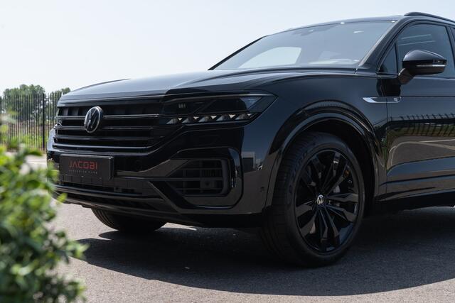 Volkswagen Touareg 3.0 TSI e-Hybrid R-Line | Pano | Keyless | Luchtvering | Virtual | Sfeer | Lane & Side | Stoel verwarming + verkoeling | Camera | ACC | DCC | 