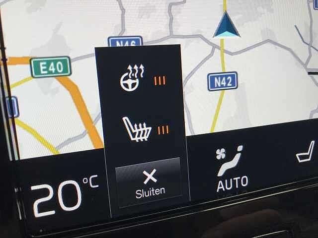Volvo XC40 T4 HYBRIDE INSCRIPTION + PANODAK