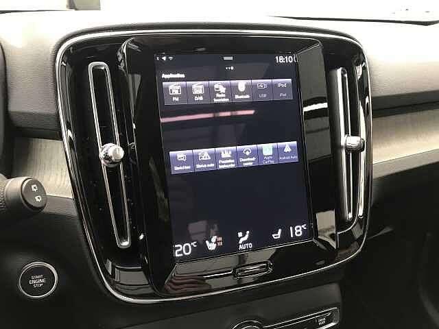 Volvo XC40 T4 HYBRIDE INSCRIPTION + PANODAK