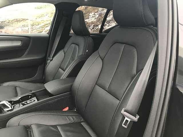 Volvo XC40 T4 HYBRIDE INSCRIPTION + PANODAK