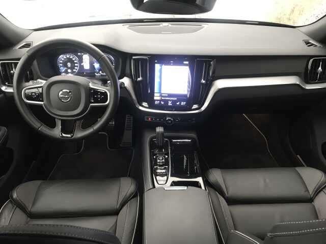 Volvo V60 T6 HYBRIDE R-DESIGN - FULL OPTIONS