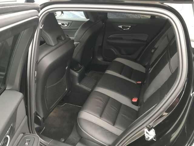 Volvo V60 T6 HYBRIDE R-DESIGN - FULL OPTIONS
